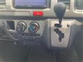2005 Toyota Hiace Van