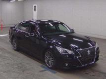 2013 Toyota Crown