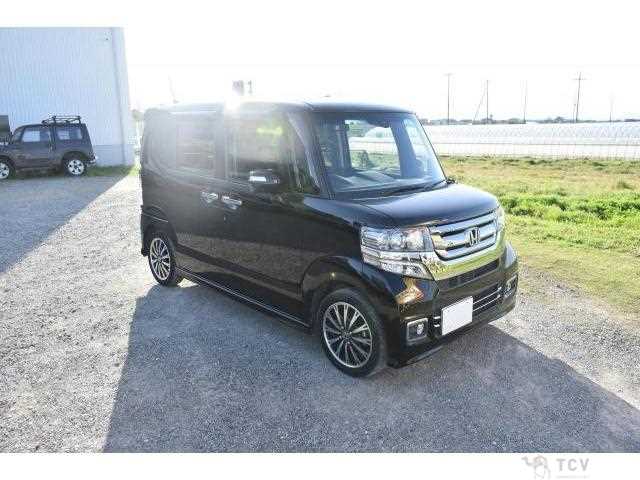 2017 Honda N BOX