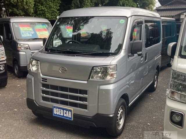 2022 Daihatsu Hijet Cargo