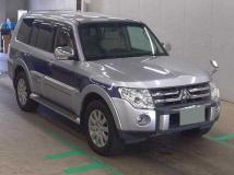 2006 Mitsubishi Pajero
