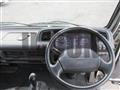 2004 Isuzu Elf Truck