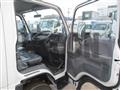 2015 Isuzu Elf Truck