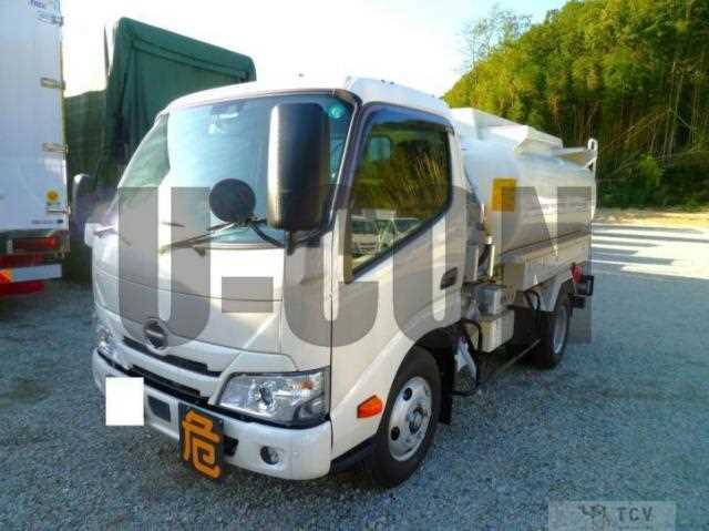 2025 Hino Dutro
