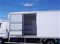 2025 Mitsubishi Fuso Fighter