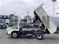 2008 Hino Dutro