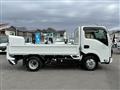 2023 Isuzu Elf Truck