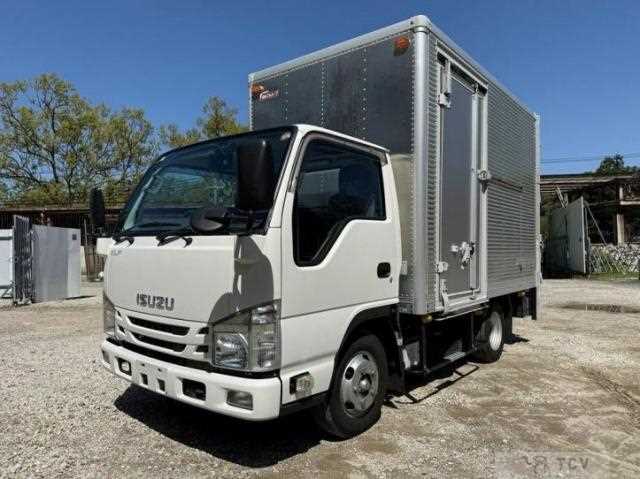 2018 Isuzu Elf Truck