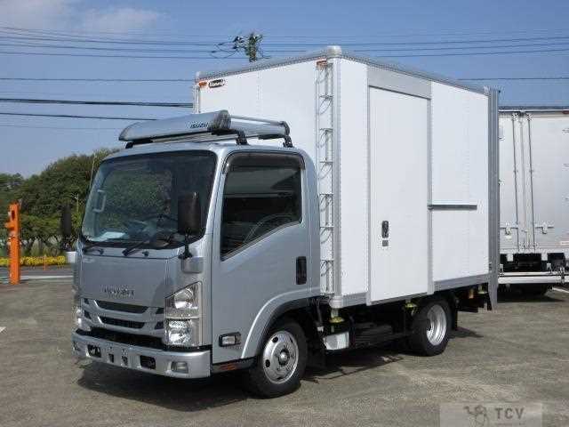 2021 Isuzu Elf Truck
