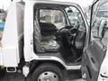 2017 Isuzu Elf Truck