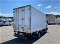 2016 Isuzu Elf Truck
