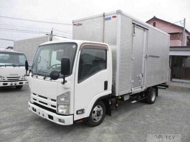2015 Isuzu Elf Truck