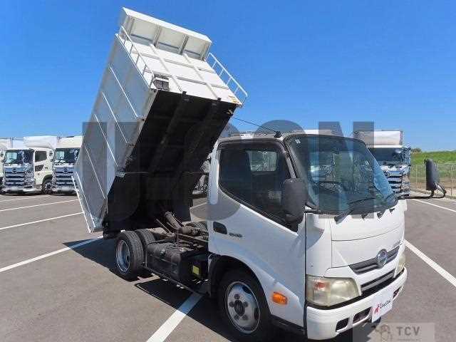 2012 Hino Dutro
