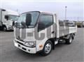 2025 Hino Dutro