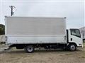 2021 Isuzu Elf Truck
