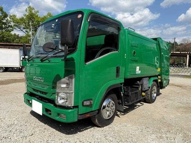 2016 Isuzu Elf Truck