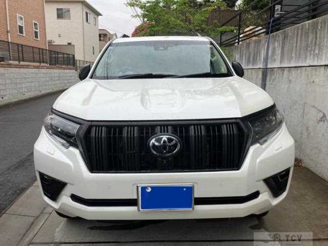 2023 Toyota Land Cruiser Prado