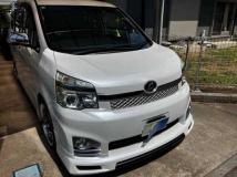 2013 Toyota Voxy