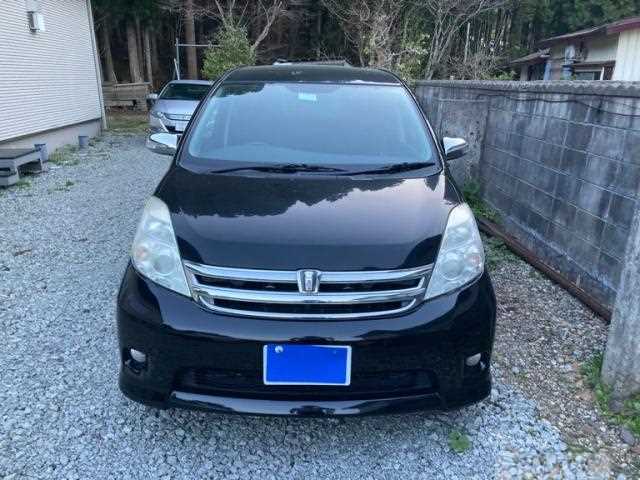 2011 Toyota Isis
