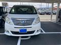 2012 Toyota Alphard Hybrid