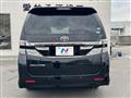 2013 Toyota Vellfire