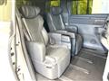 2023 Toyota Alphard Hybrid