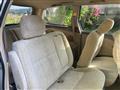 2005 Toyota Estima