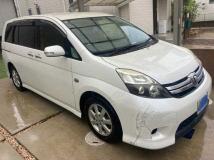 2012 Toyota Isis