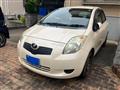 2005 Toyota Vitz