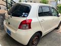 2005 Toyota Vitz