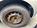 2005 Toyota Vitz