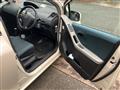 2005 Toyota Vitz