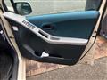 2005 Toyota Vitz