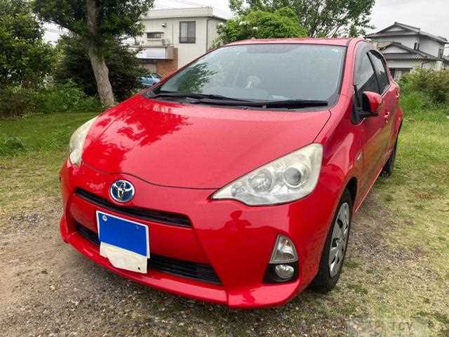 2014 Toyota AQUA