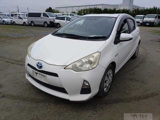 2012 Toyota AQUA