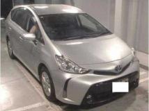 2017 Toyota PRIUS α