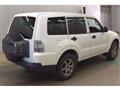 2017 Mitsubishi Pajero