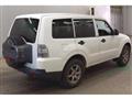 2017 Mitsubishi Pajero