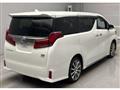 2022 Toyota Alphard Hybrid