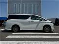 2023 Toyota Alphard Hybrid