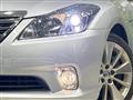 2011 Toyota Crown Hybrid