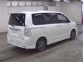 2013 Toyota Voxy