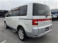 2013 Mitsubishi Delica D5