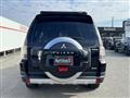 2006 Mitsubishi Pajero
