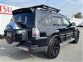 2006 Mitsubishi Pajero