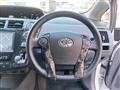 2013 Toyota PRIUS α