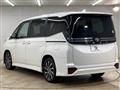 2025 Toyota Voxy