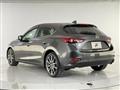 2017 Mazda Axela