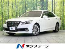 2013 Toyota Crown Hybrid