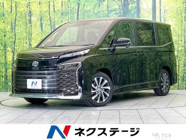 2025 Toyota Voxy